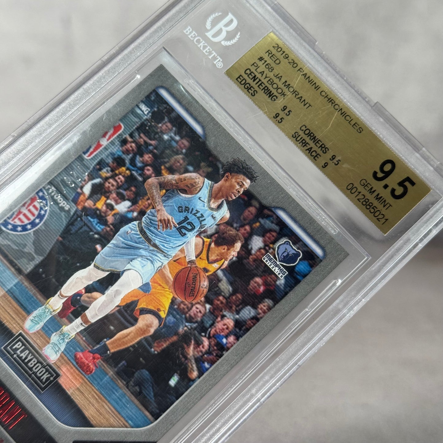 Tarjeta Rookie Ja Morant Chronicles 2019 exclusivo Beckett 9.5