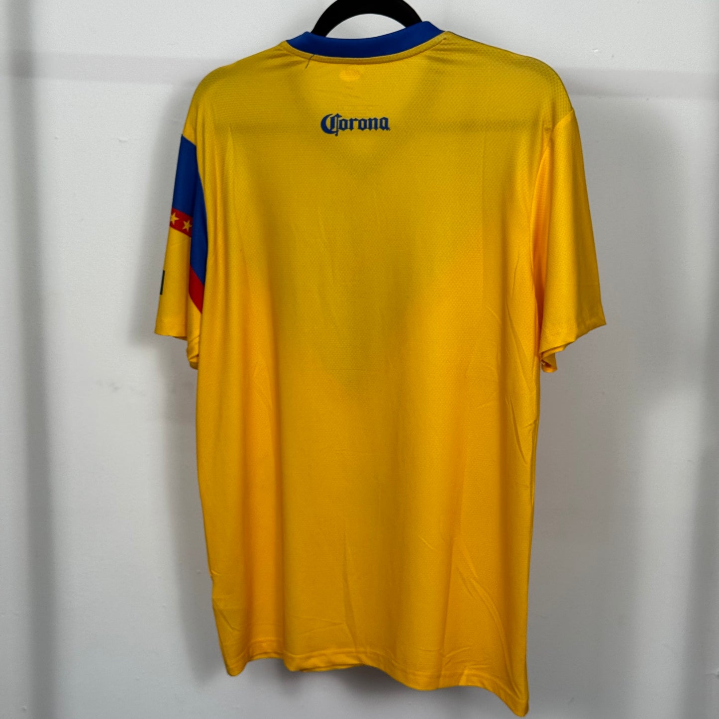 Jersey retro Club América firmado por Zague, Cabañas, Aguinaga (JSA)