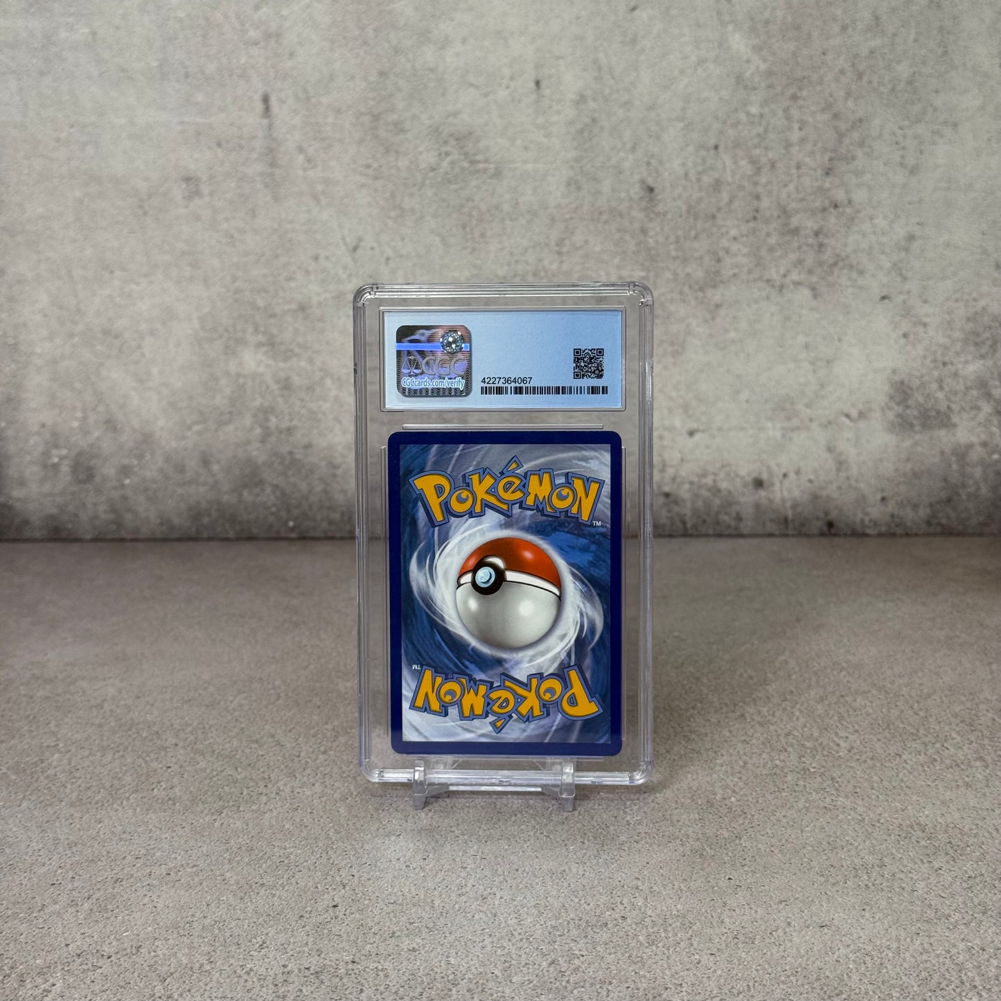 Tarjeta Pokémon Hidden Fates GX exclusivo CGC 9.5