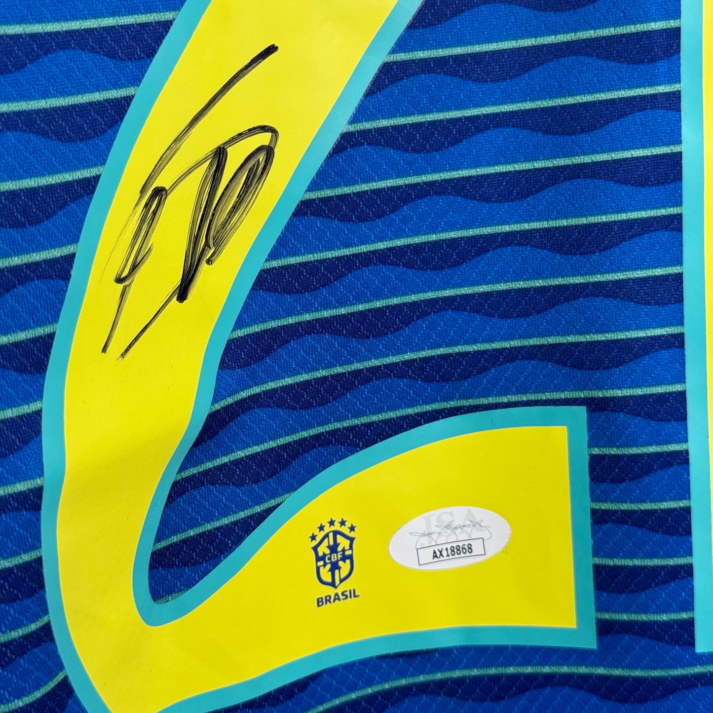 Jersey Brasil firmado por Endrick
