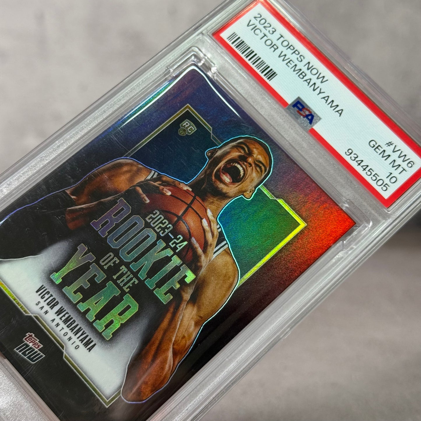 Tarjeta Rookie Wembanyama Topps exclusivo PSA 10
