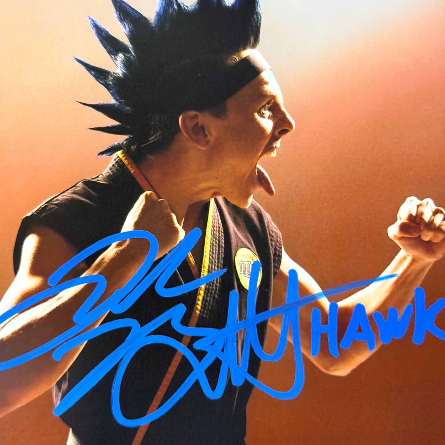 Fotografía Hawk Cobra Kai firmada por Jacob Bertrand
