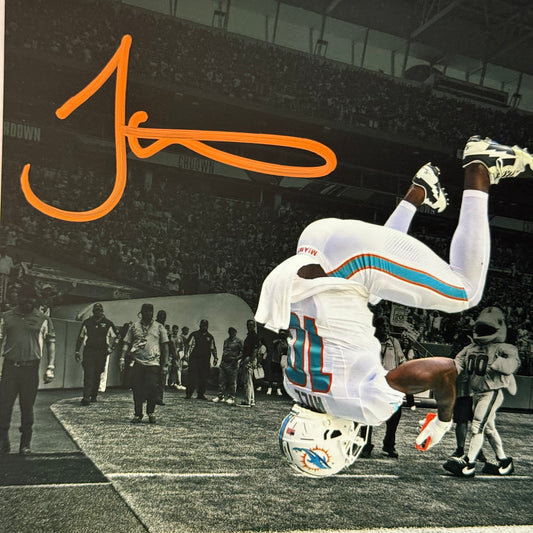 Fotografía firmada por Tyreek Hill de los Dolphins