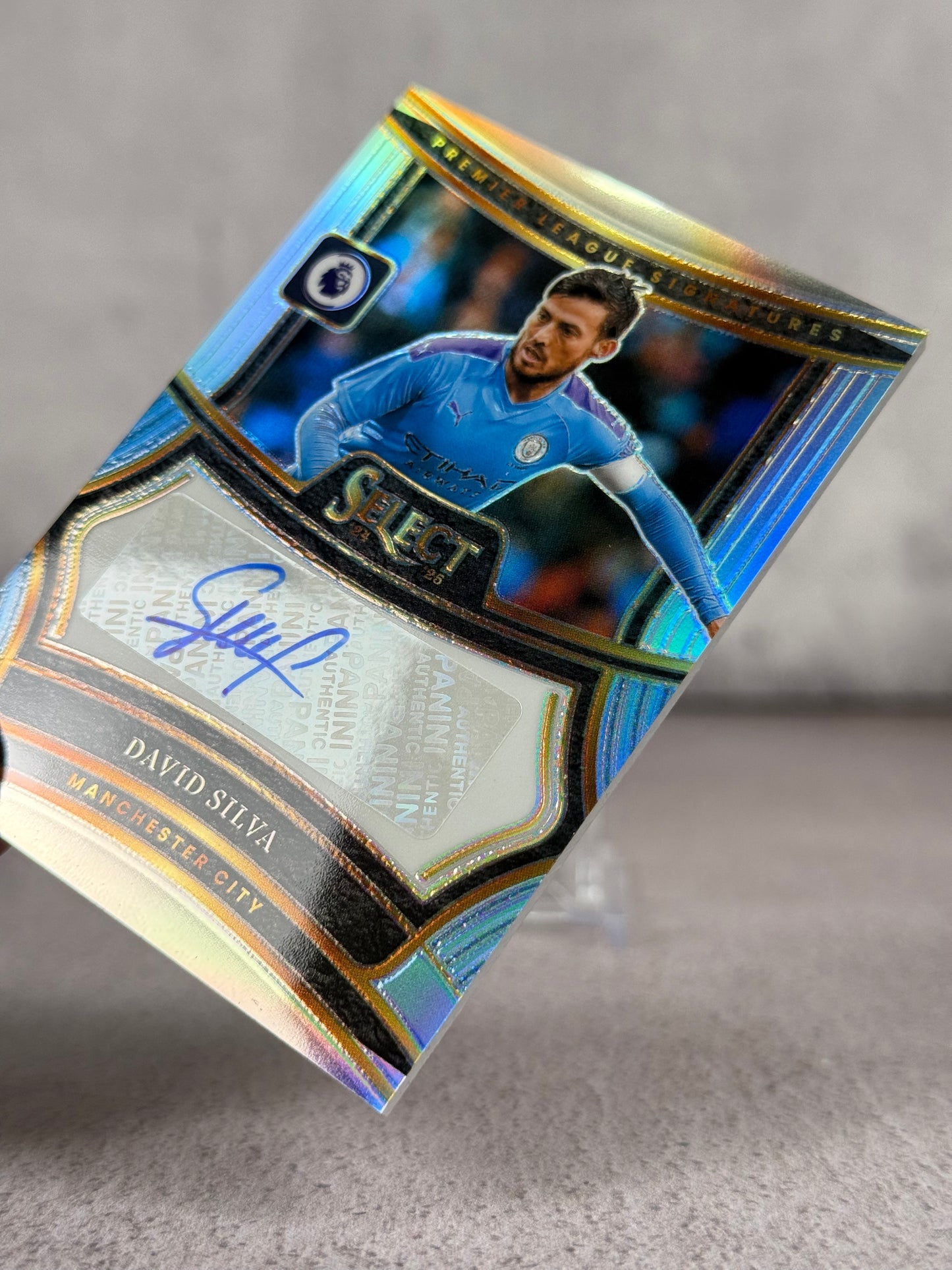 Tarjeta Panini Select firmada por David Silva