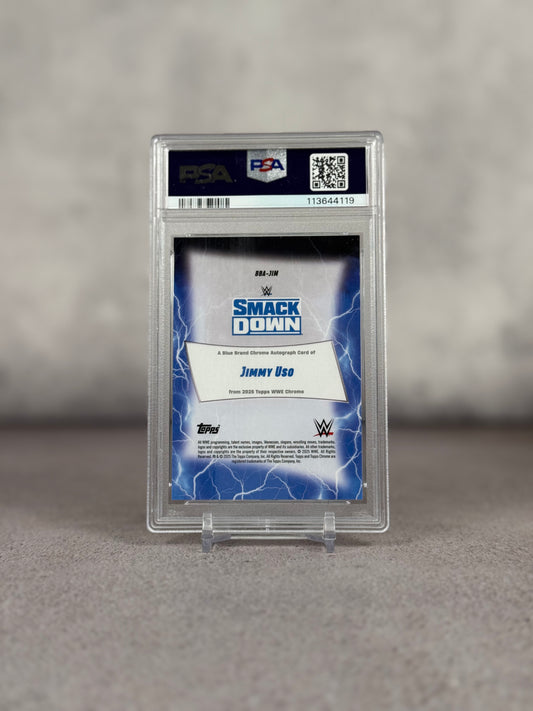 Tarjeta Topps Chrome WWE Blue Refractor Jimmy Uso 143/150 PSA 10