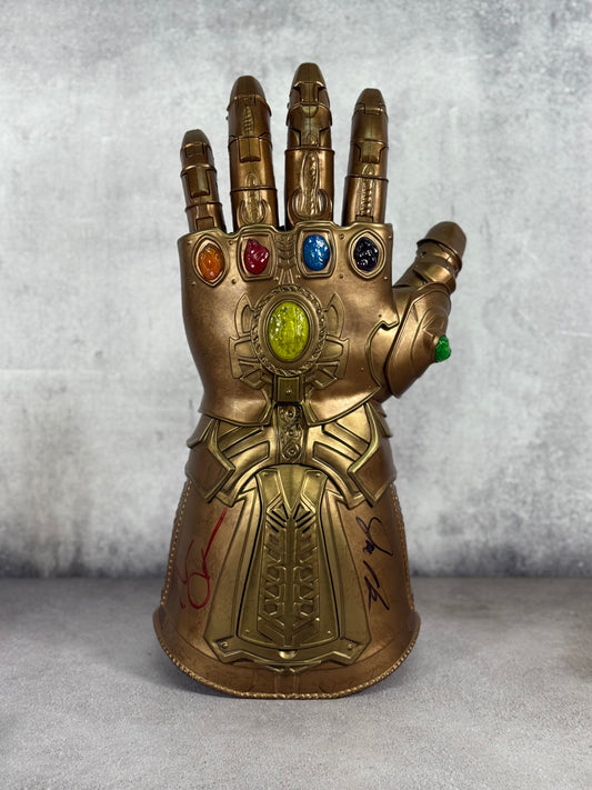 Infinity Gauntlet Marvel firmado por Mark Ruffalo & Joe Russo certificado por JSA