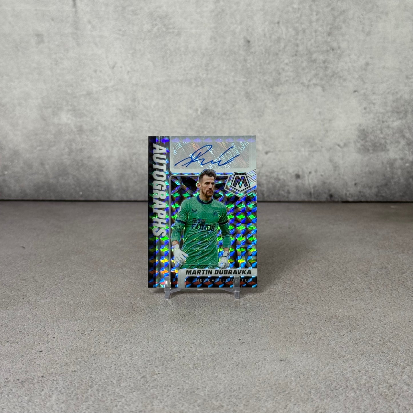 Tarjeta Panini firmada por Martin Dubrak