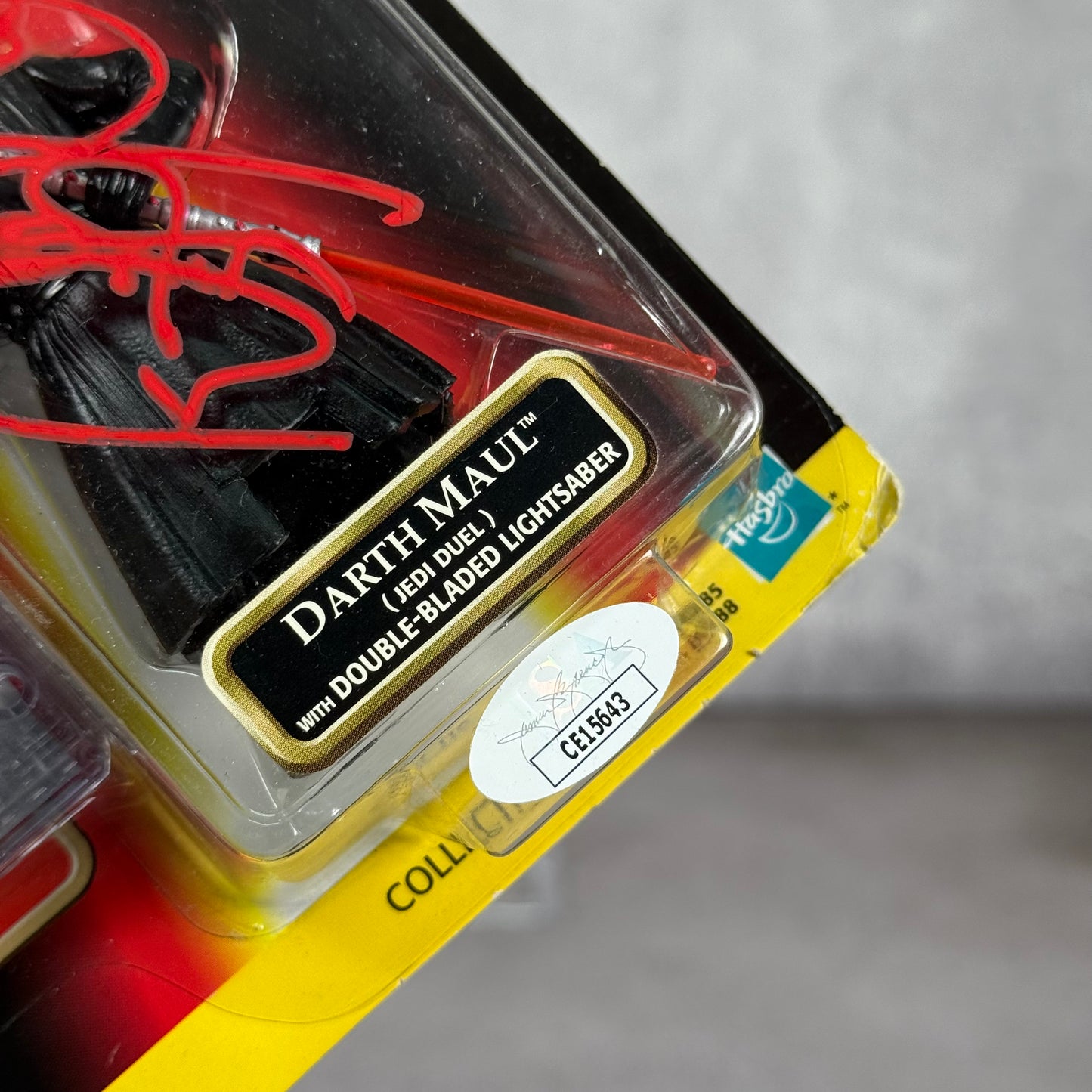 Figura Darth Maul firmada por Ray Park