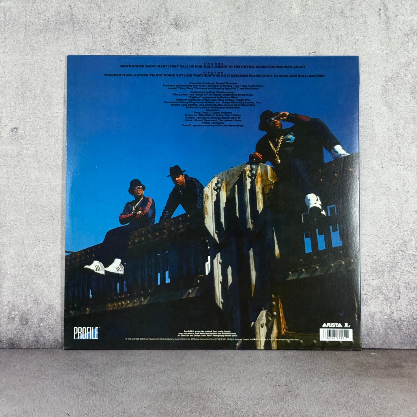 Vini RUN DMC firmado por Darryl