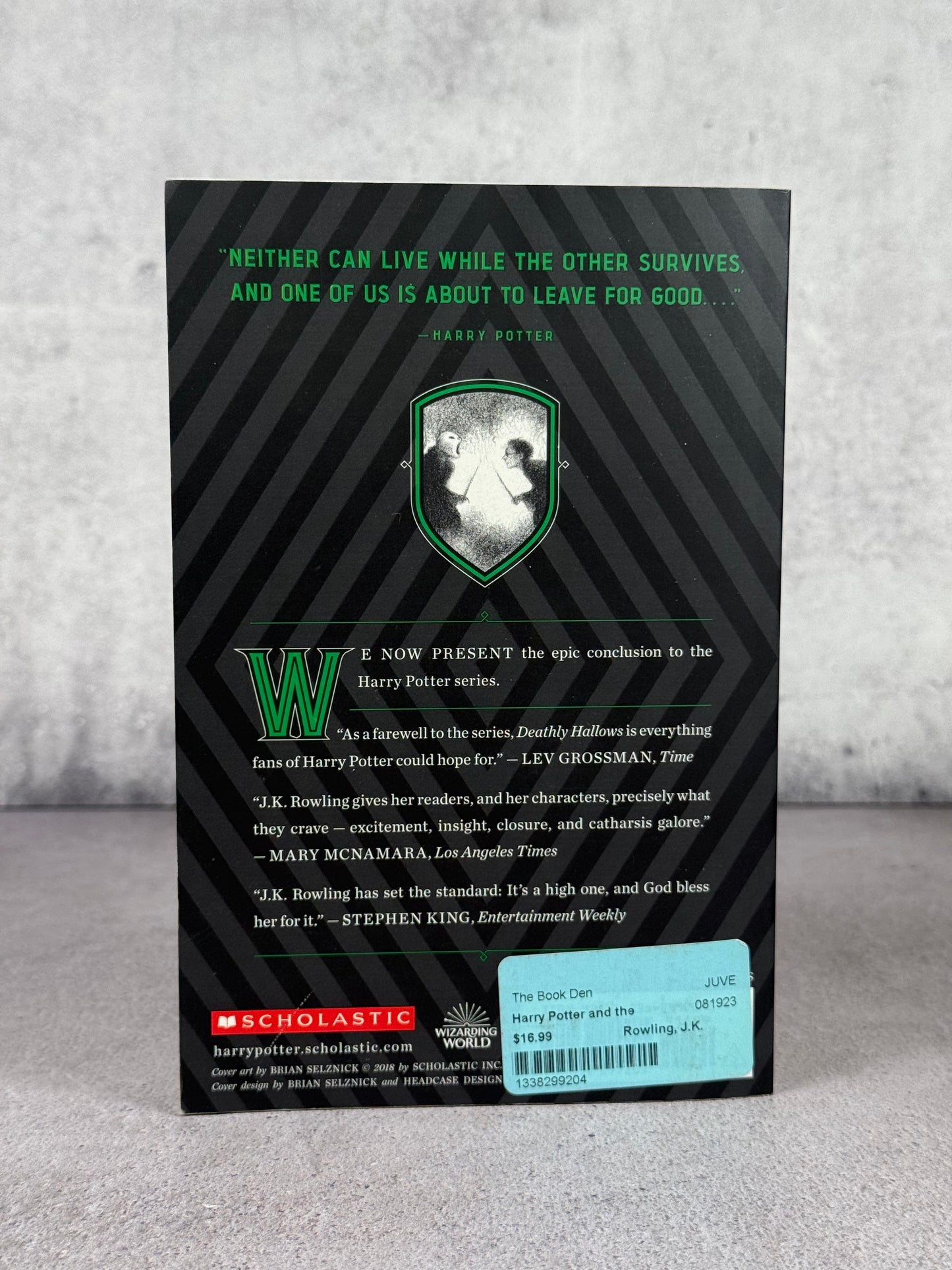 Harry Potter and the Deathly Hallows firmado por Ralph Fiennes – JSA
