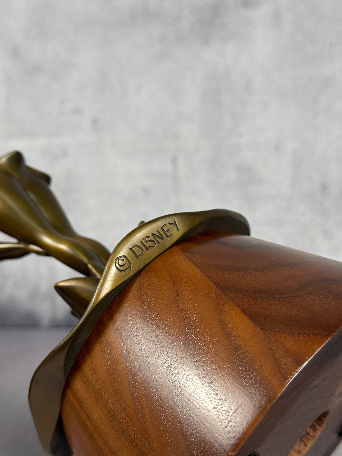 Trofeo Prohibido Disney Tinkerbell – 25 años de servicio 1960-80