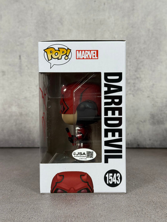 Funko Daredevil firmado por Charlie Cox (JSA)