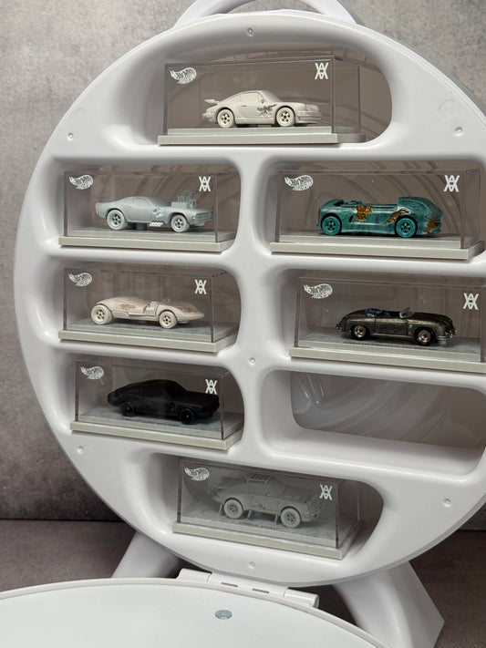 Colección Daniel Arsham x Hot Wheels con Collector Set y 7 vehículos