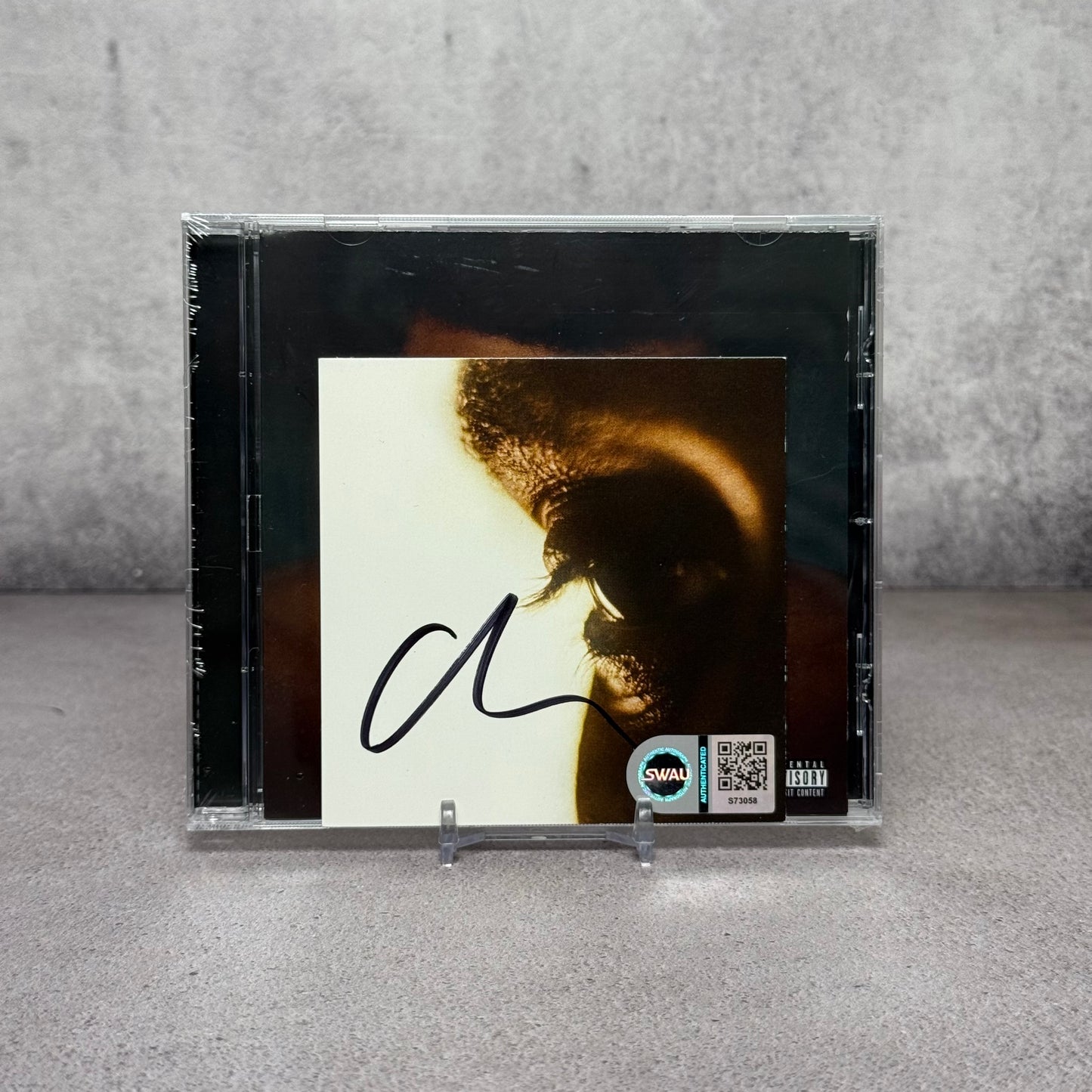 CD Hurry Up Tomorrow firmado por The Weeknd (SWAU)