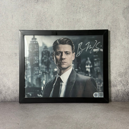 Foto Gotham Ben Mckenzie firmado por Ben Mckenzie (SWAU)