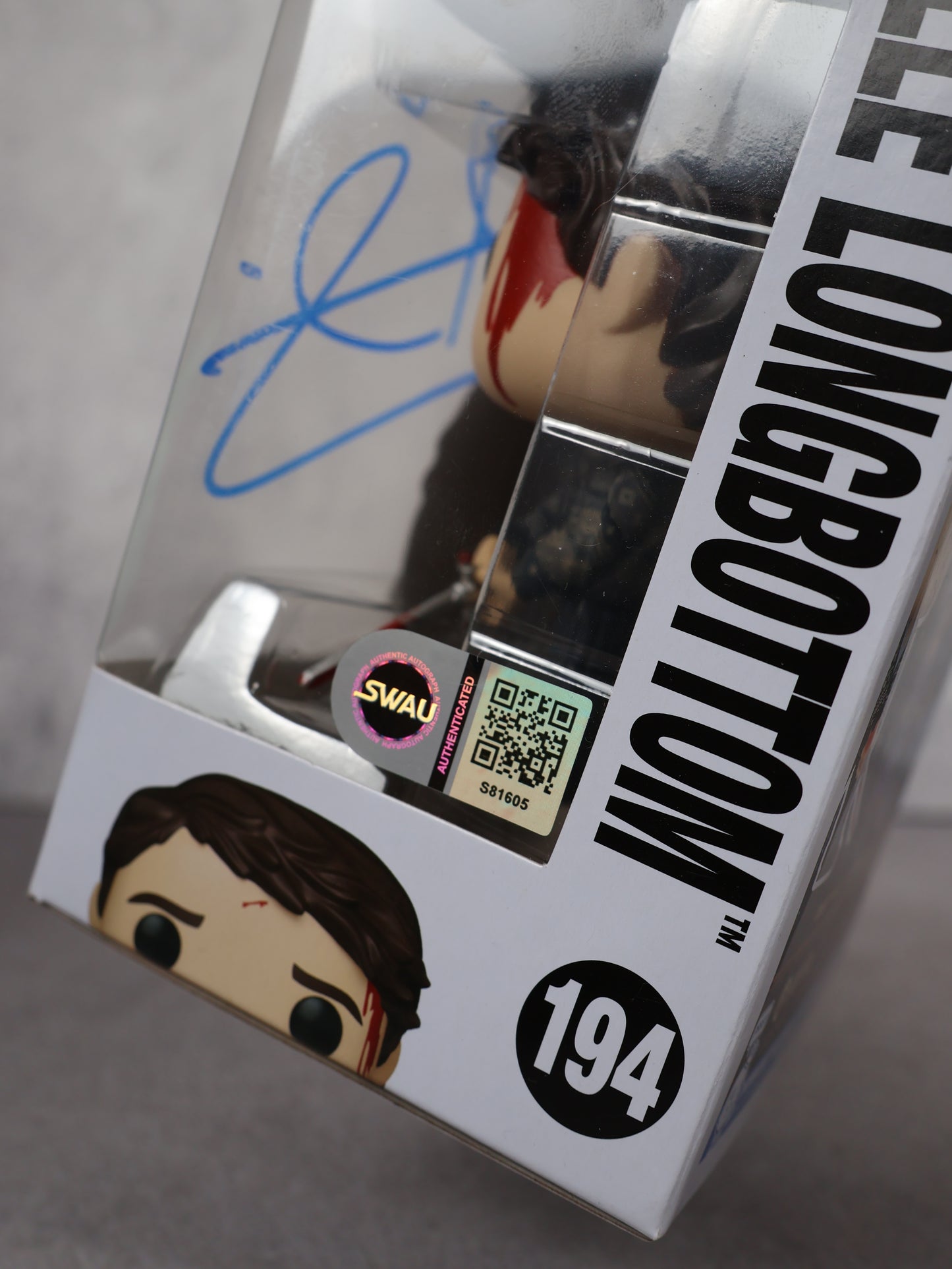 Funko Neville firmado por Matthew Lewis | SWAU