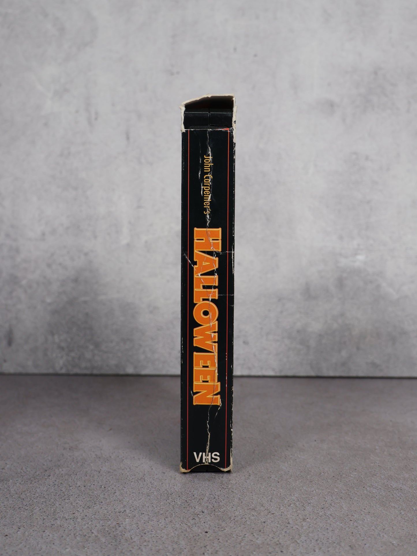 VHS Halloween firmado por Nick Castle y Tommy Lee Wallace | SWAU