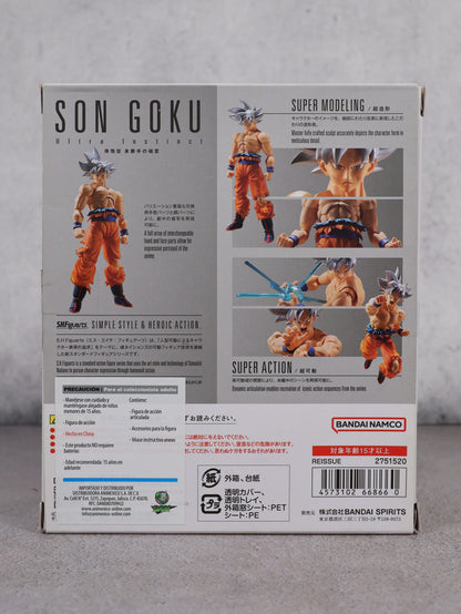 SH Figuarts Tamashi Nations Son Goku Ultra Instinct firmado por Mario Castañeda