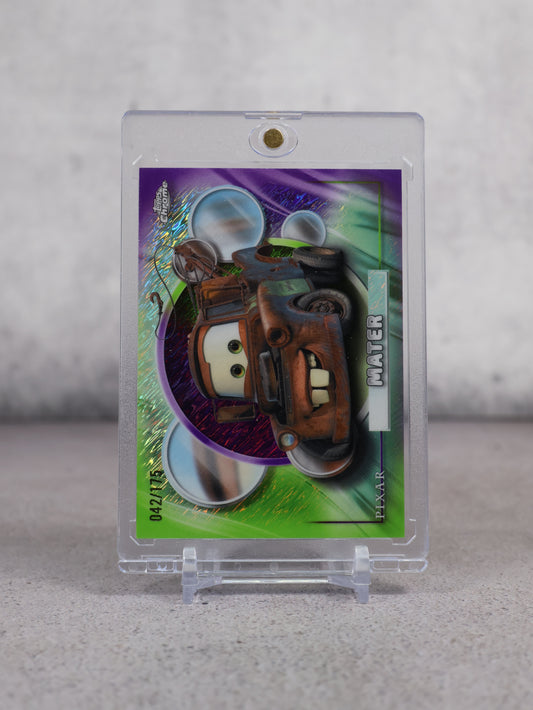 Topps Chrome 2025 Disney Pixar Mater Cars numerada 42/175