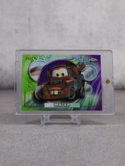 Topps Chrome 2025 Disney Pixar Mater Cars numerada 42/175