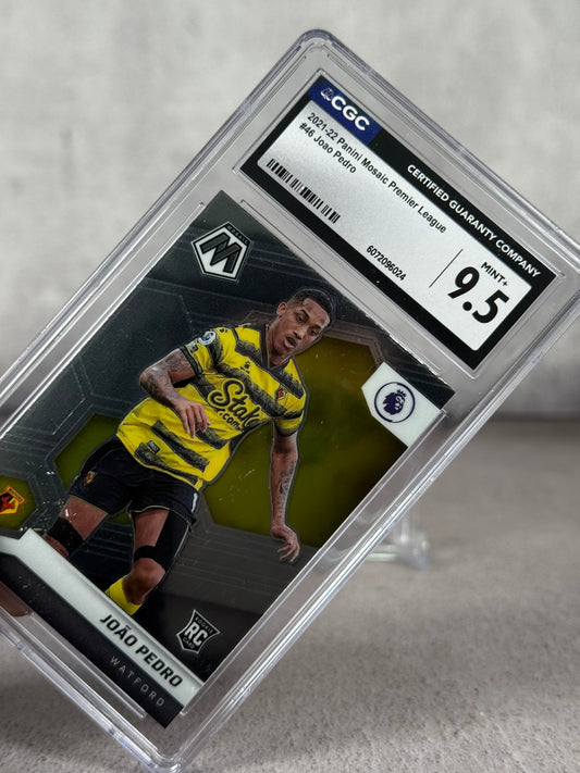 Tarjeta Panini Mosaic Premier League João Pedro Rookie CGC 9.5