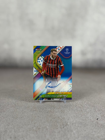 Tarjeta Santiago Giménez Firmada 142/150 Topps Finest Champions League 2025