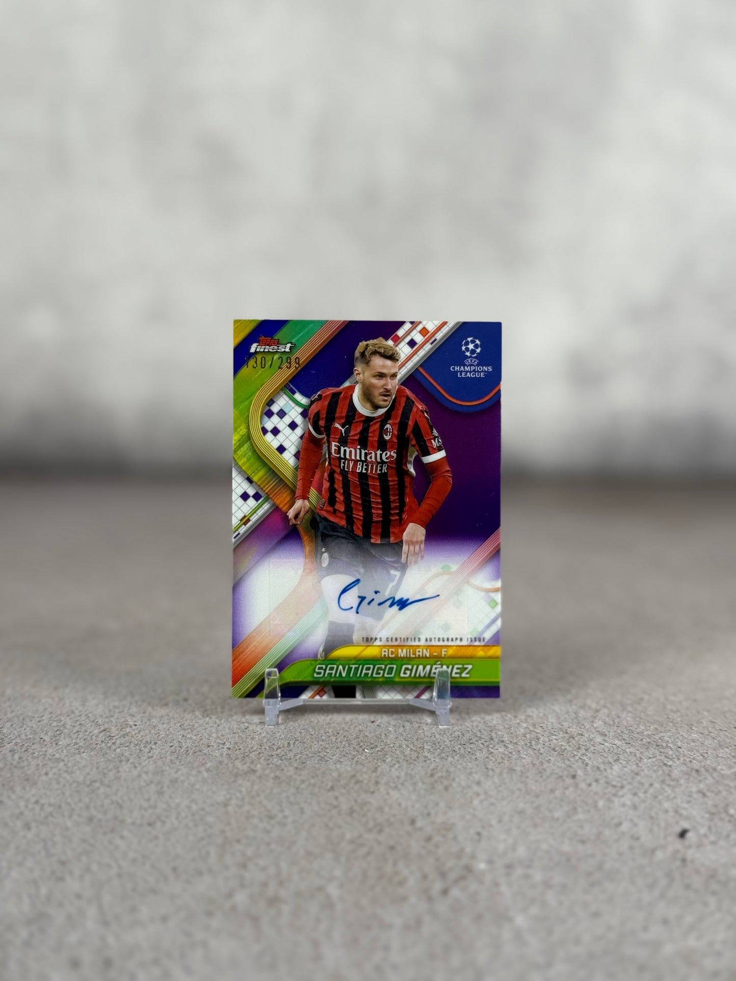 Tarjeta Santiago Giménez Firmada 130/299 Topps Finest Champions League 2025