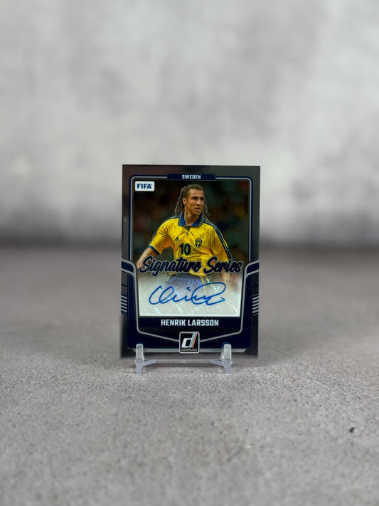 Tarjeta Henrik Larsson Firmada Panini Donruss 2024