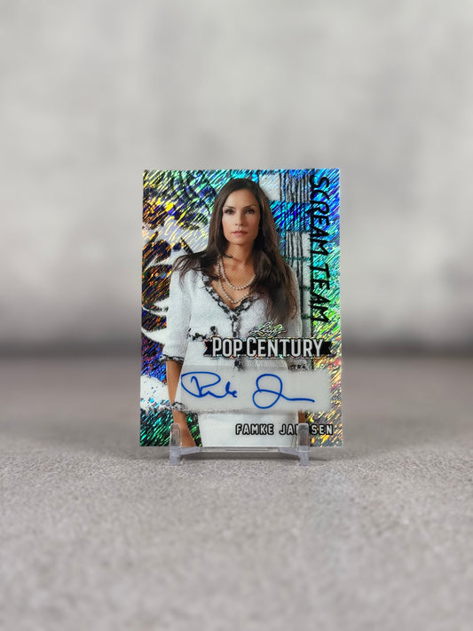 Tarjeta Leaf Pop Century firmada por Famke Janssen 04/10