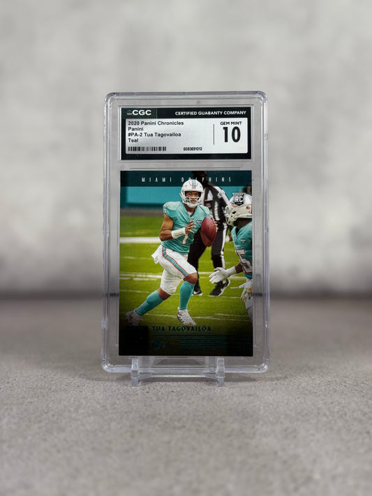 Tarjeta Panini Chronicles 2020 Tua Tagovailoa Rookie CGC 10