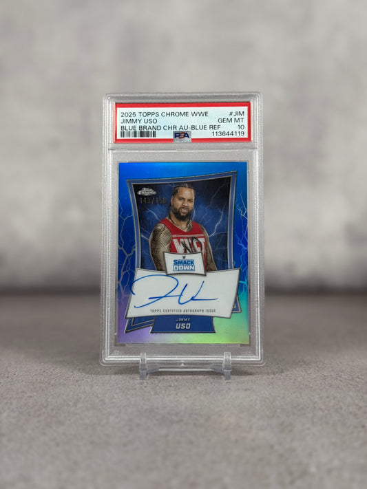 Tarjeta Topps Chrome WWE Blue Refractor Jimmy Uso 143/150 PSA 10