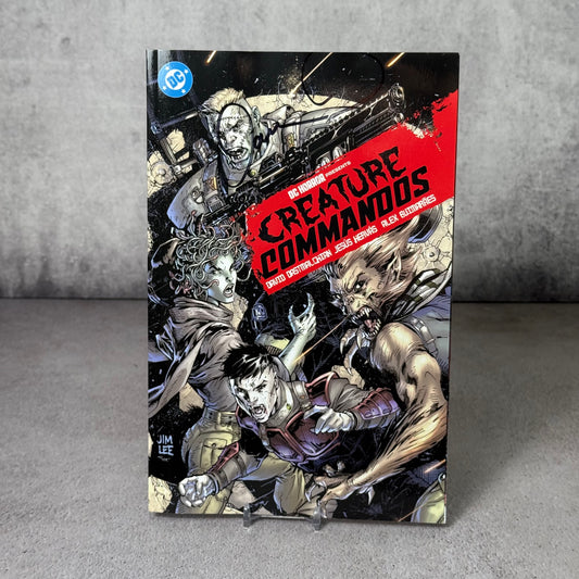 Comic Creature Commandos firmado por David Dastmalchian