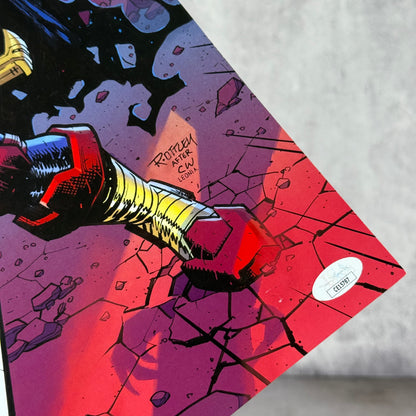 Print Invincible "Battle Beast" Bloody firmado por Ryan Ottley
