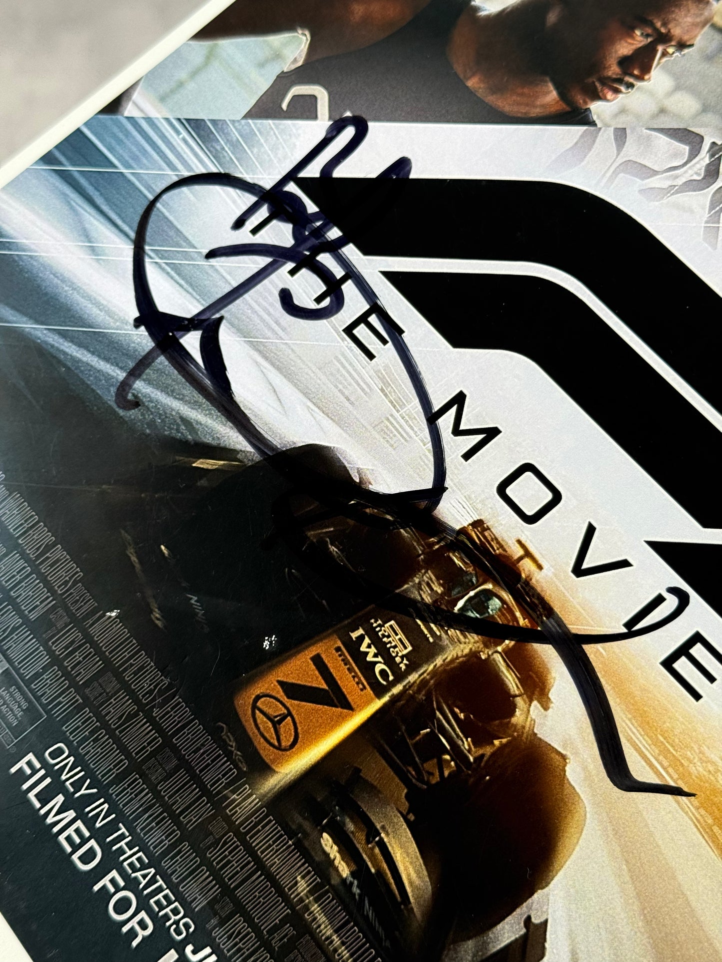 Poster Película F1 firmado por Brad Pitt, Damson Idris y Joseph Kosinski (JSA)