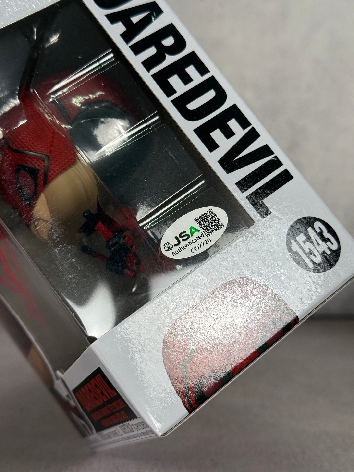 Funko Daredevil firmado por Charlie Cox (JSA)