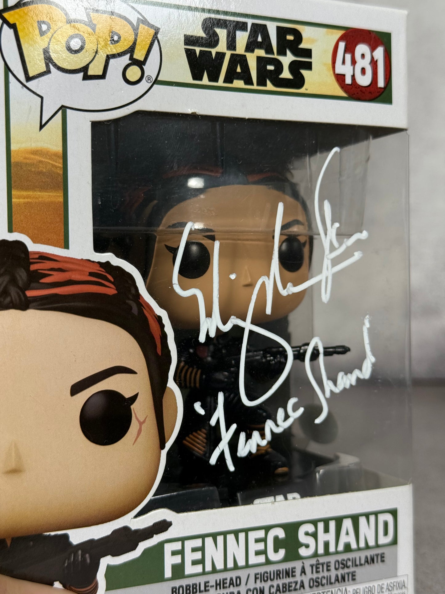 Funko Fennec Shand firmado por Ming Na Wen (JSA)