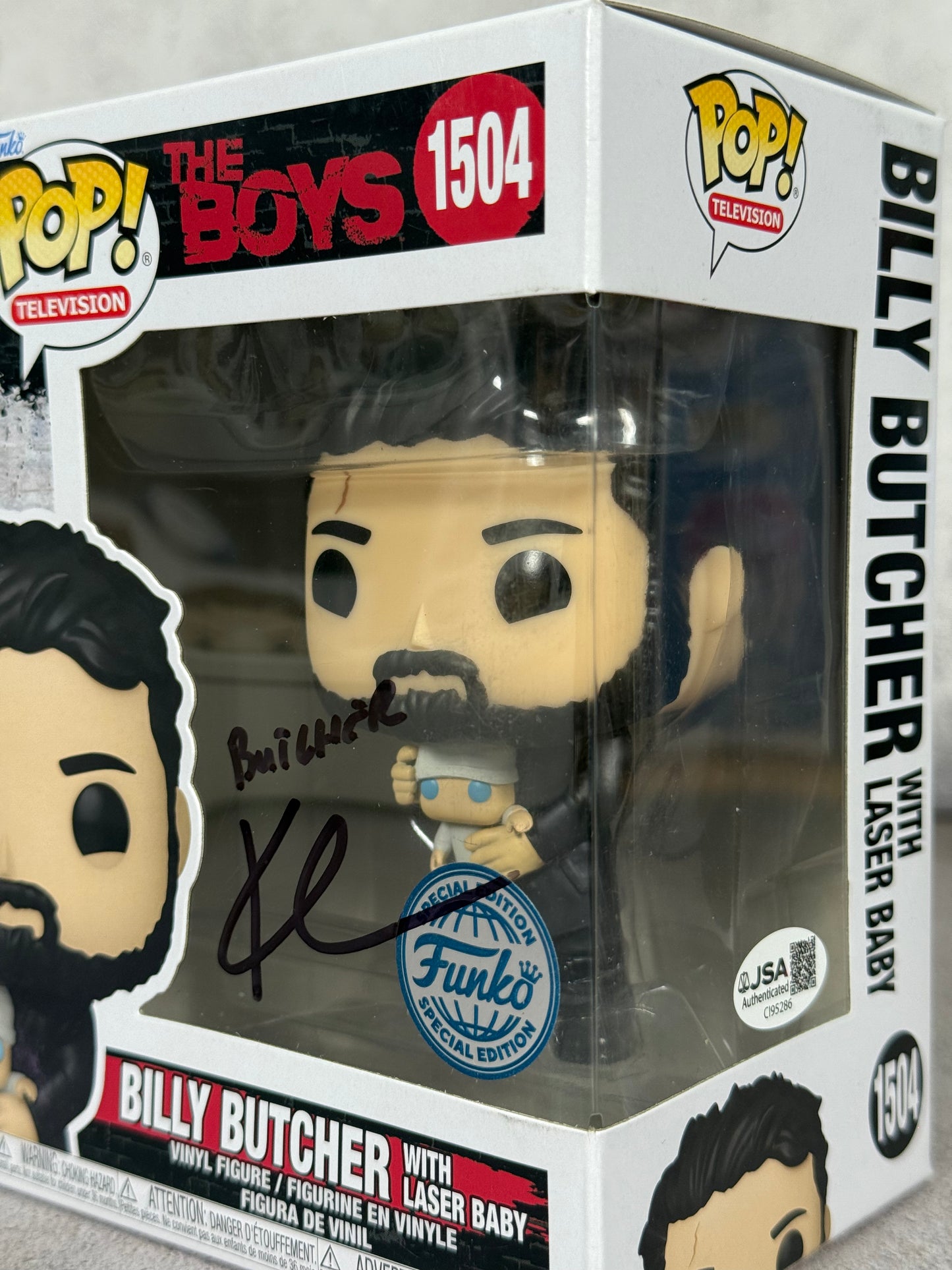Funko Billy Butcher firmado por Karl Urban (JSA)