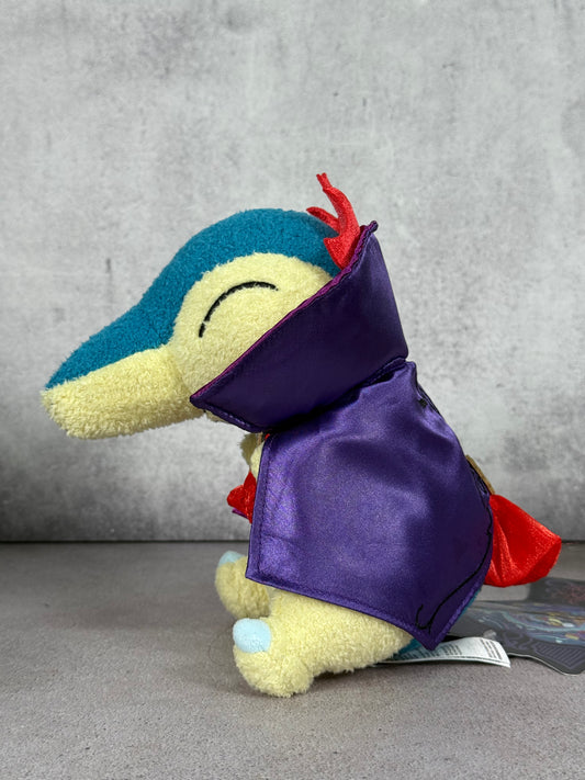 Peluche Cyndaquil exclusivo de Pokemon Center Shibbuya halloween ed