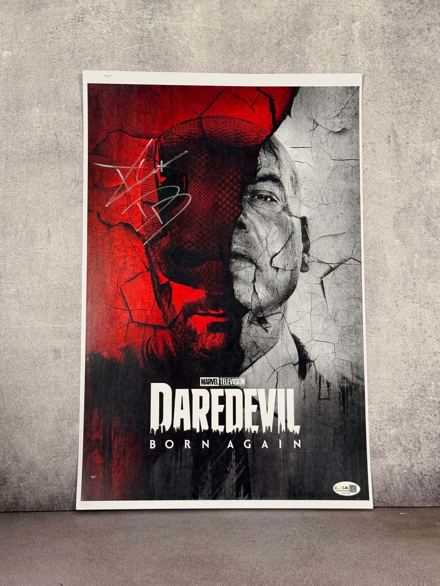 Poster Daredevil Born again firmado por Charlie Cox (JSA)