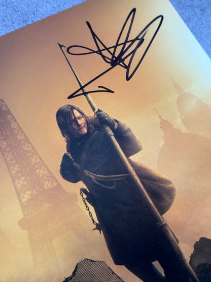 Foto Daryl Dixon firmada por Norman Reedus (JSA)