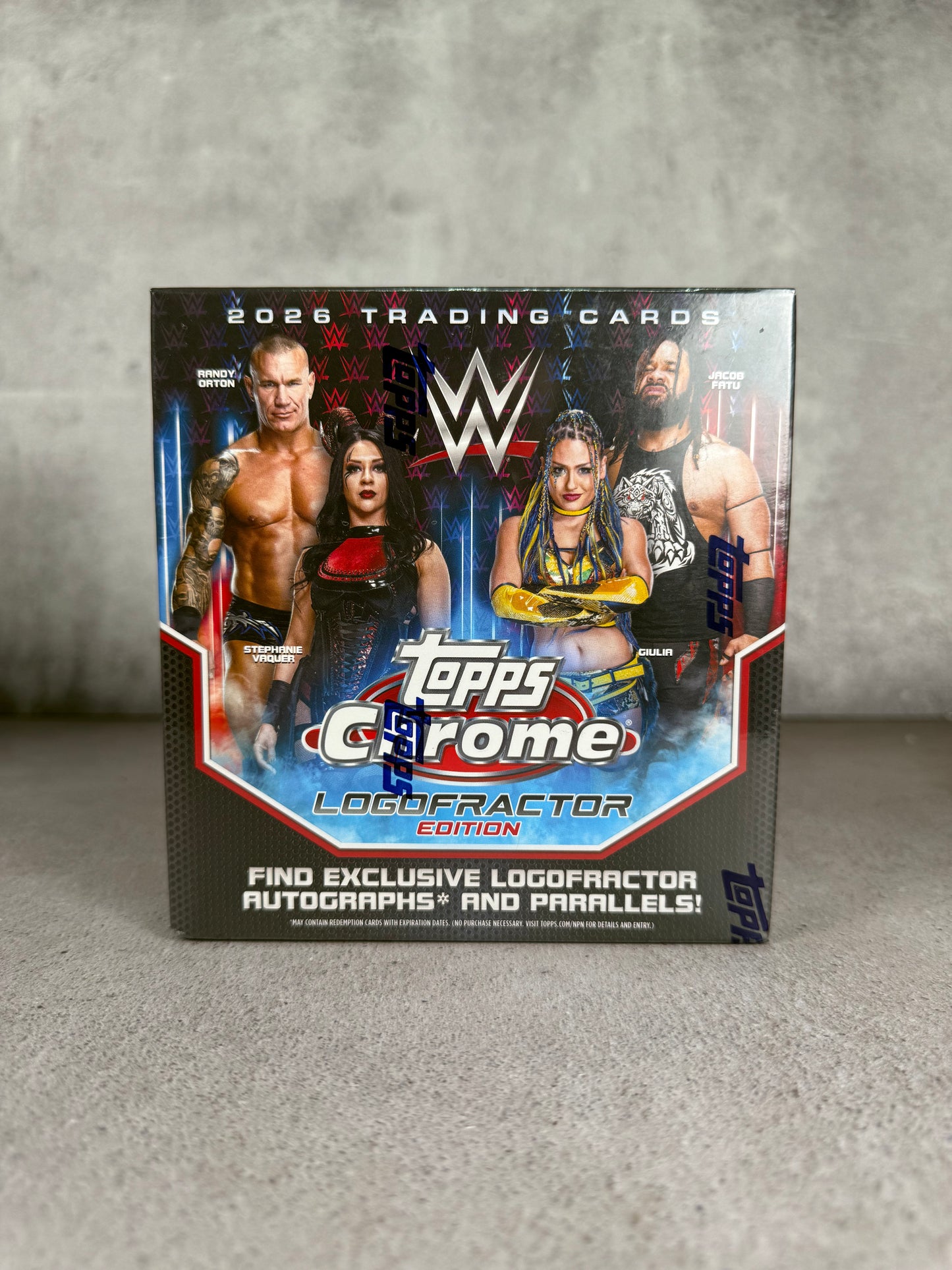 Caja Topps Chrome WWE Logofractor WWE World