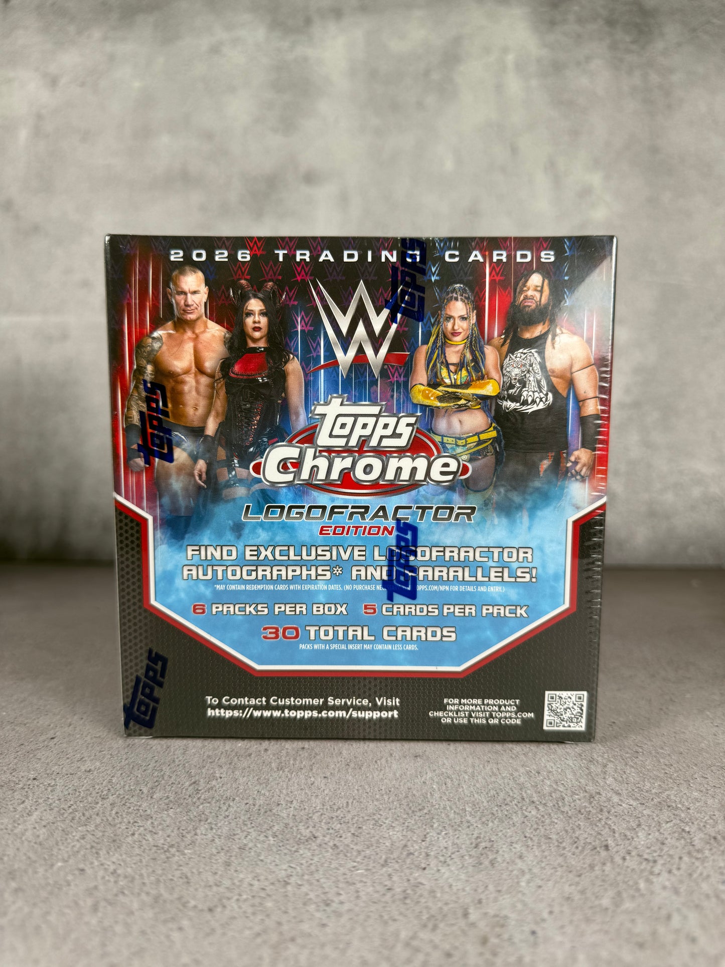 Caja Topps Chrome WWE Logofractor WWE World