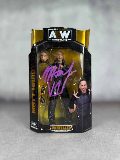Figura AEW firmada por Matt Hardy JSA