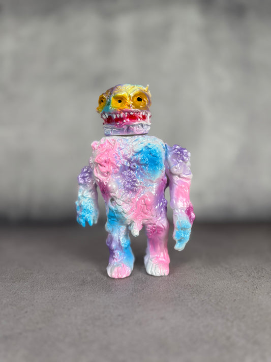 Art toy Primitivo Frank Mysterio firmado por Goto San