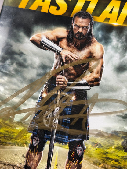 DVD WWE Fastlane firmado por Drew McIntyre Fanatics