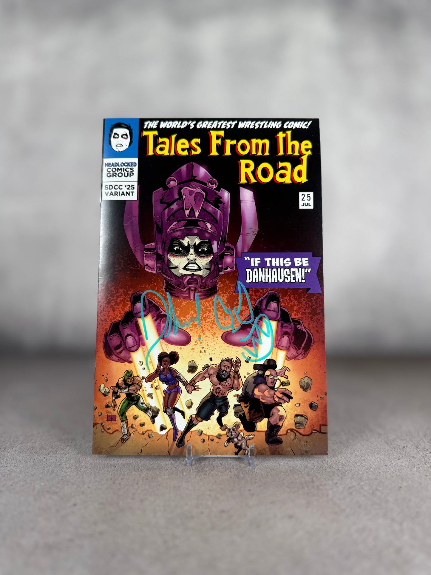 Comic SDCC 2025 firmado por Danhausen