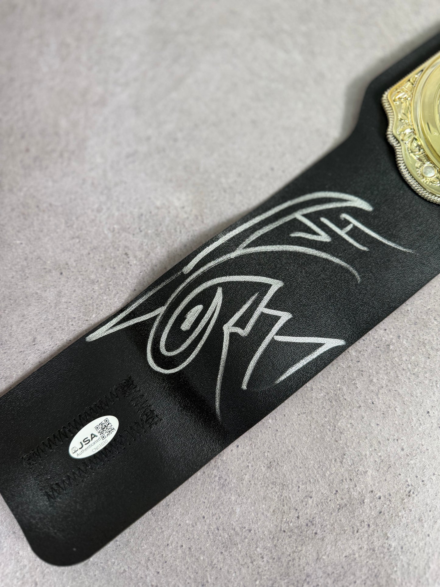 Cinturón Mattel firmado por Hardy Boyz JSA