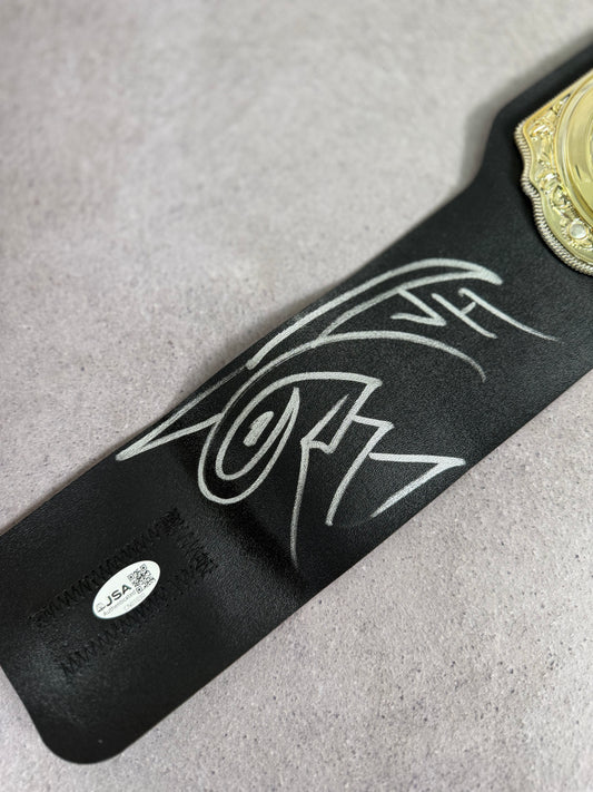 Cinturón Mattel firmado por Hardy Boyz JSA