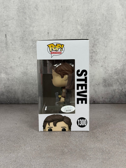 Funko Steve Stranger Things – Firmado por Joe Keery – Limitado 100 pcs – JSA