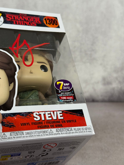Funko Steve Stranger Things – Firmado por Joe Keery – Limitado 100 pcs – JSA